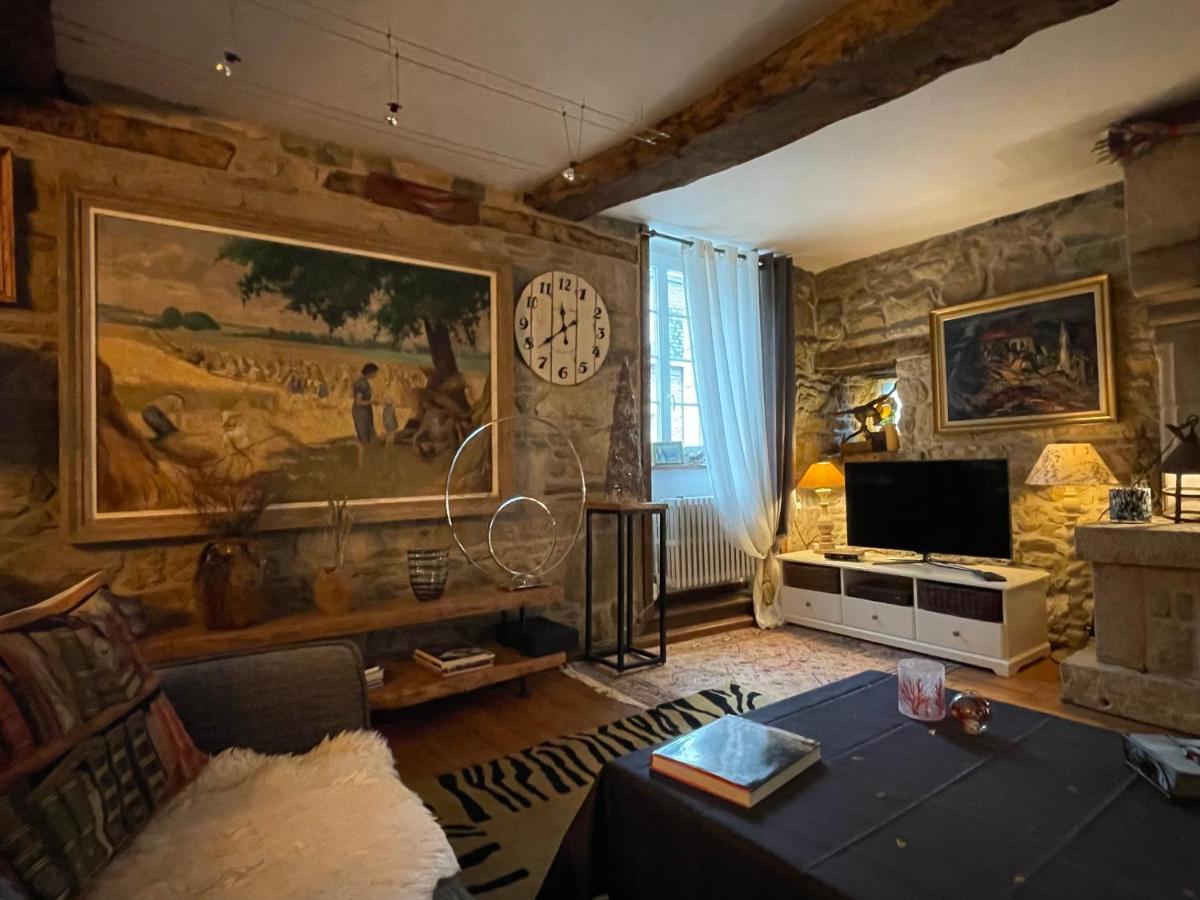 Appartement De 1634 Avec Balcon Au Sud Sur Jardin En Plein Coeur Historique Tréguier Exterior foto